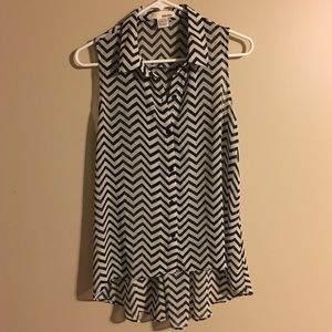 High-low sheer chevron tank top